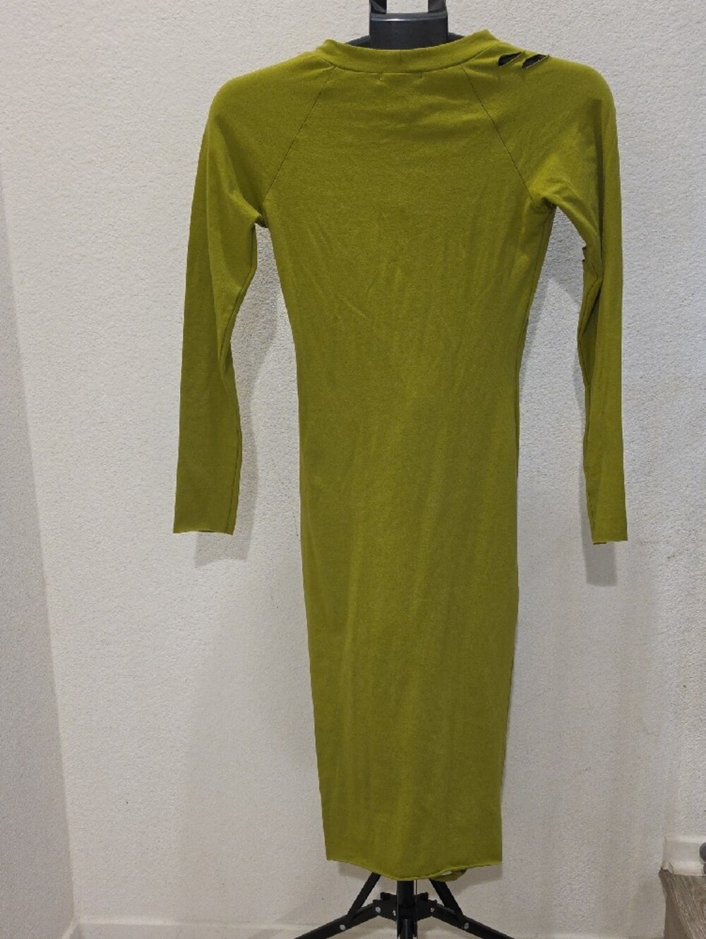 Fashion Nova Olive Green Long Sleeve Cutout Midi Dress - Picture 2 of 3